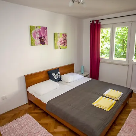 Lejlighed Apartment Omis Holiday *