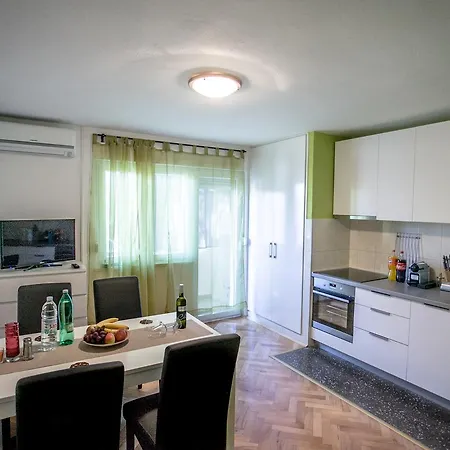 Apartment Omis Holiday * Omis
